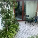 Peacefull, Private, Pristine Studio Apartment