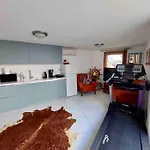 Peacefull, Private, Pristine Studio Apartment